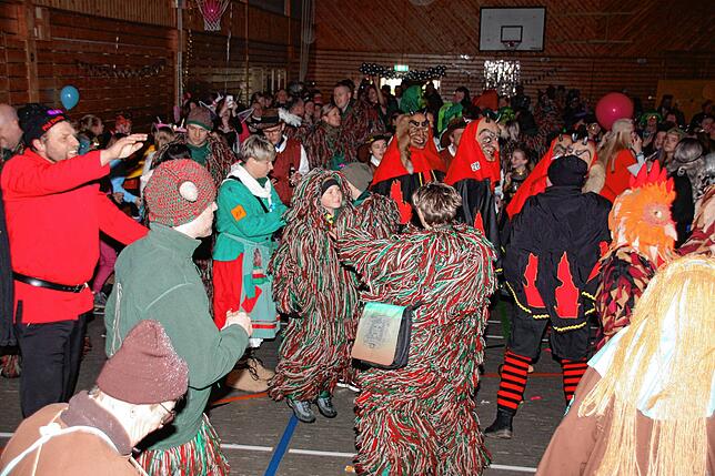Bild 12: Fasnacht in Wald: Die schönsten Bilder vom Schmotzigen Dunnschdig