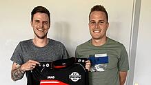 Wieder aktiv: David Heinz (links) beendet seine Fußballpause und steigt beim FC Wallbach wieder ein. Sportchef Matthias Wenk freut sich ...