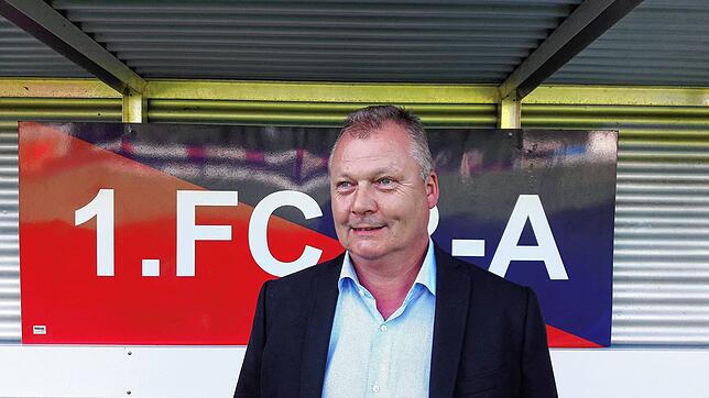Peter Dreide, Präsident des Oberligisten  1. FC Rielasingen-Arlen. Bild: Markus Waibel