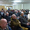 Groß ist das Interesse der Bürger aus Hausen im Tal an der Info-Veranstaltung. Bild: Helmut Stroppel