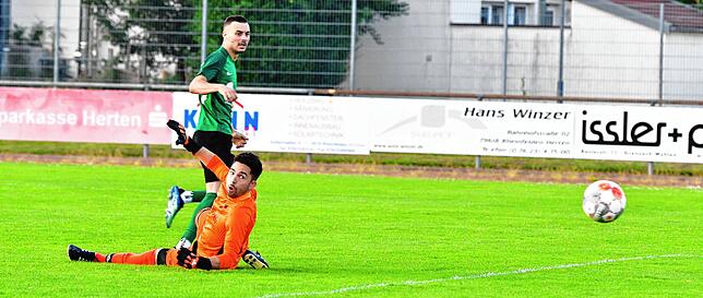 Bild 11: SV Herten besiegt den TuS Efringen-Kirchen mit 3:1 &ndash; und wir haben Bilder!
