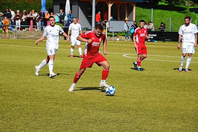 Bild 2: Die besten Bilder der Partie SG Schwarzwald-Union gegen SV Hinterzarten