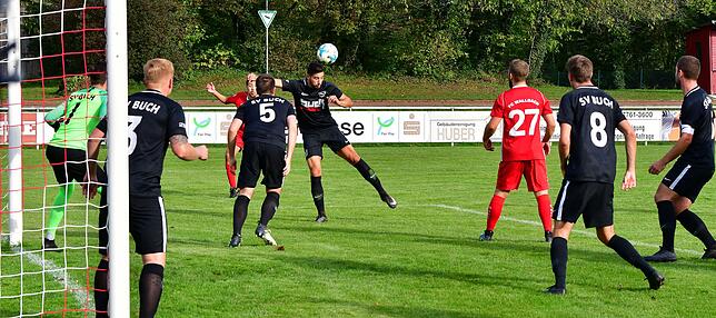Bild 10: FC Wallbach muss mit einem 1:1 gegen den SV Buch zufrieden sein &ndash; und wir haben Bilder!