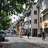 Markdorfs Innenstadt, hier die Hauptstraße, soll schöner werden. Und dafür braucht es kreative Lösungen &ndash; so der Tenor bei der ...