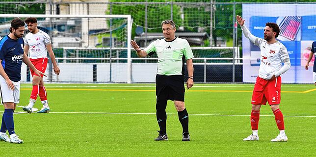 Bild 33: SV Jestetten siegt spät mit 2:1 beim VfB Waldshut – und wir haben Fotos!