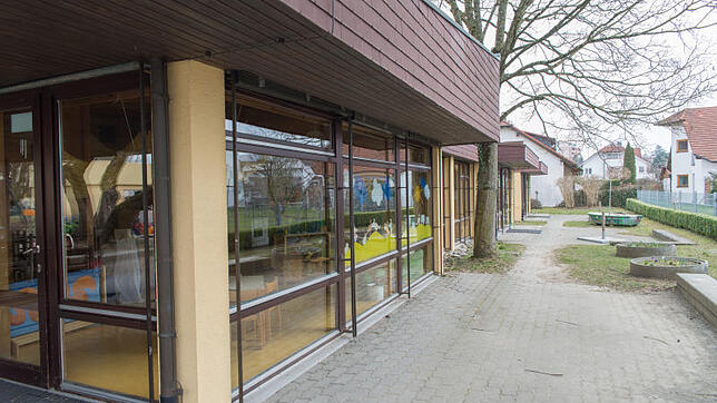 Der Immenstaader Kindergarten Seegaddel wird einem Neubau für doppelt so viele Gruppen weichen. Bild: Gisela Keller