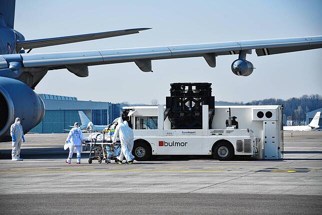 Bild 4: Verlassene Terminals, Corona-Tests und Flugzeuge am Boden: Ein Rückblick auf 2020 am Euro-Airport in Bildern