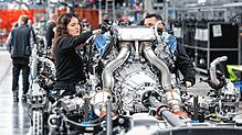 Das Mercedes-Benz-Werk in Sindelfingen, wo die S-Klasse hergestellt wird. Daimler setzt auf Luxus – doch die Strategie zeigt nun Schwächen.