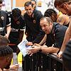Panthers-Chefcoach Alen Velcic versucht, seine Spieler zu heiß zu machen. In der laufenden Saison tun sich die Schwenninger jedoch sehr ...