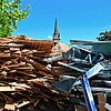 Schon nach kurzer Zeit wachsen die Müllberge. Die Materialien müssen möglichst sortenrein getrennt werden.