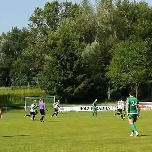 Sascha Strazzeri verkürzt auf 1:2