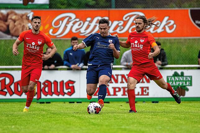 Bild 19: VfB Waldshut behält die Nerven am Elfmeterpunkt im Pokalfinale gegen FC Tiengen 08 &ndash; hier Fotos!