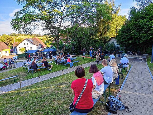 Bild 22: Bilderstory: Ein voller Erfolg war der vierte "Park in Flammen" in Ühlingen