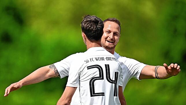 Bild 1: SG FC Wehr/Brennet besiegt die SF Schliengen mit 6:0 – und wir haben Bilder!