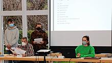 Souverän stellte der Bauwagenrat im Gemeinderat das geplante Bauwagenprojekt in Wald als zentralen Treffpunkt für junge Menschen vor ...
