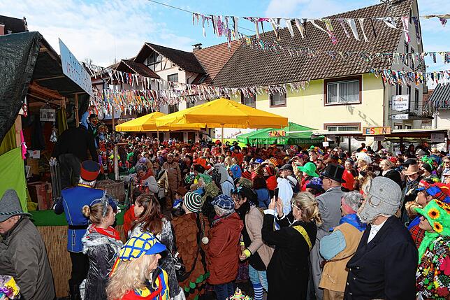 Bild 3: So schön feierten die Mäschgerle in Freudental!