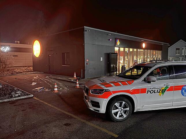 Von dieser Tankstelle in Ramsen wurde mithilfe eines Radladers ein Geldautomat gestohlen.