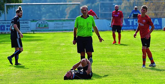 Bild 27: FC Hochrhein besiegt den FC Wallbach deutlich mit 4:0 &ndash; und wir haben die Bilder!