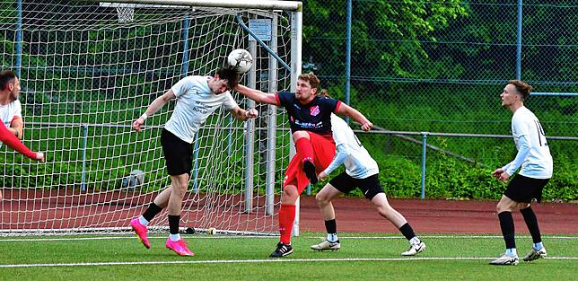 Bild 12: SG FC Wehr/Brennet siegt 1:0 beim FC Schönau – und wir haben Bilder!