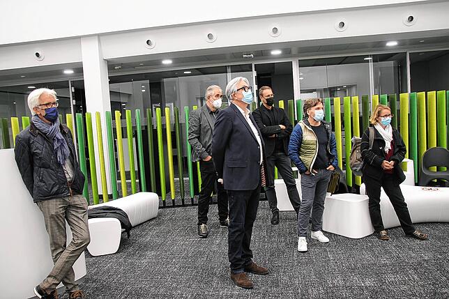 Auf Interesse stieß die Vergabe des BDA-Preises im neuen AOK-Gebäude in Waldshut bei Baufachleuten und Architekten.