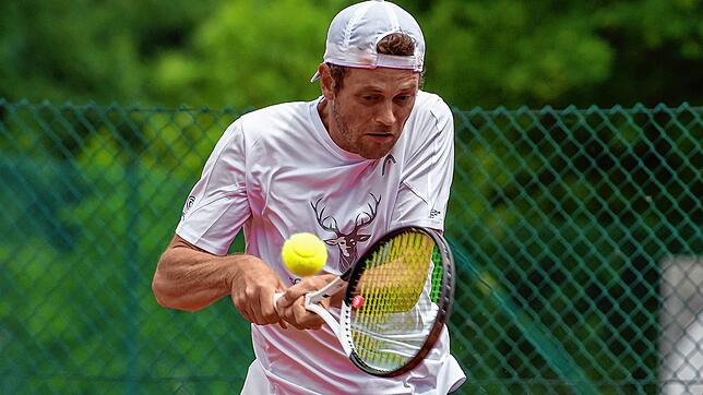 Es hat nicht gereicht: Kevin Schnabl gewann zwar sein Einzel, konnte aber die 4:5-Niederlage des TC BW Erzingen gegen den TC Grenzach II ...