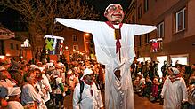 Am Mittwochabend ist es wieder soweit: Nach zwei Jahren Pause finde der traditionelle Hemdglonkerumzug &ndash; hier ein Bild von einem ...