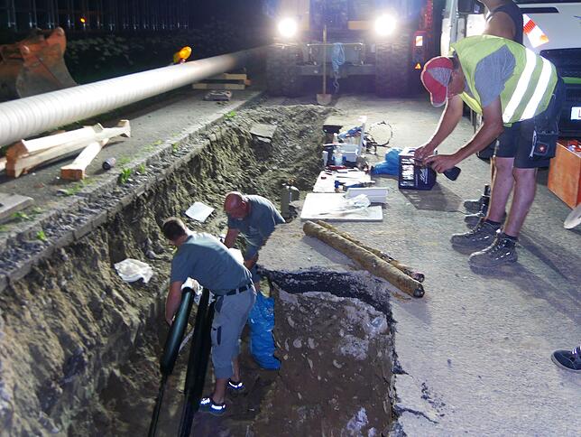 Bild 1: Kein Strom, aber Gratis-Eis und Getränke: So war es beim großen Stromausfall in Wallbach