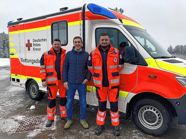 Rettungsdienstleiter Florian Straub (Mitte) ist von der Harmonie im Team von Stephan Stengeler (links) und Karim Labidi bei den ...