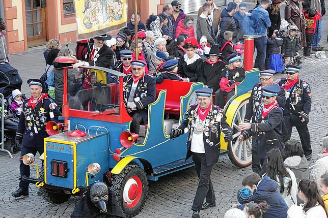 Bild 30: Bilder vom großen Kinderumzug von oben – Teil 3