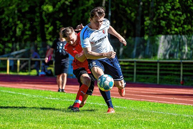 Bild 37: FC Schlüchttal gewinnt beim FC 08 Bad Säckingen mit 4:2 &ndash; und wir haben Bilder!