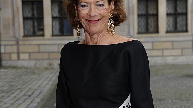 Marie Waldburg ist leicht frustriert über ihre Kollegen im "Society"-Journalismus.