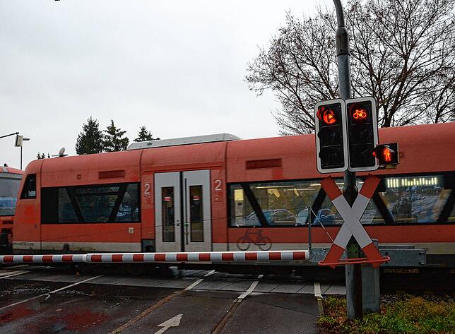 mdx_21_mar_bodenseegürtelbahn_8 Ausgedient haben die alten, störanfälligen Triebwagen der Bodenseegürtelbahn, sie werden nach und nach durch andere Zugtypen ersetzt.