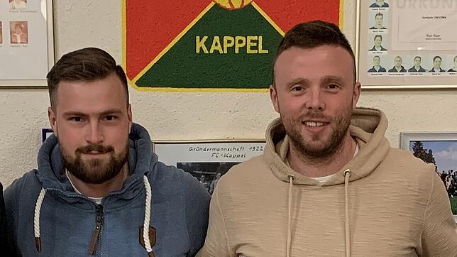 Das Trainerteam des FC Kappel: Fabian Dittmer (links) und Kevin Kitiratschky.