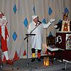 Narrenbüttel Matthias Stolp, Narrenwirt Roland Drews und Narrenrichter Jürgen Koterzyna beim Fasneteröffnen vor der festlich dekorierten ...