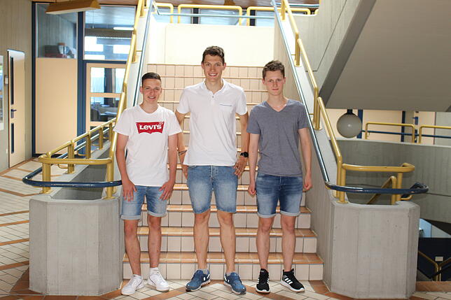 Sie haben das Projekt mit den Supraleitern nahezu im Alleingang gestemmt: Jonas Zimmermann (von links), Laurin Wehrle und Anthony Käfer.