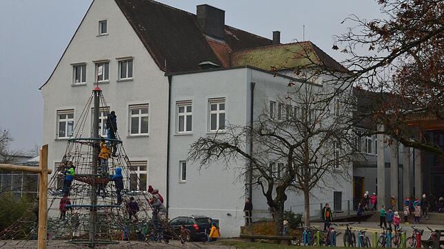 Für die Jakob-Gretser-Grundschule braucht es dringend eine neue Turnhalle. Im Gemeinderat sind sich die Fraktionen einig, dass möglichst ...