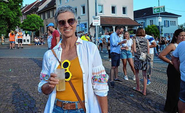 Bild 38: Gute Stimmung beim dritten Konzertabend des Markdorf Open-Air 2025