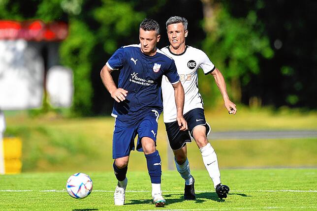Bild 23: VfB Waldshut siegt 2:1 beim FC Emmendingen und steigt in die Landesliga auf &ndash; wir haben Bilder!