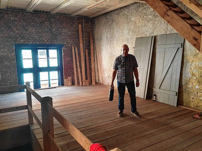 Im Kauzhaus sagt David Read: &bdquo;Ich bin der Kauz.&ldquo;