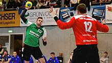 Julian Küchler (links, hier im Derby gegen Steißlingen) war beim Auswärtssieg seines TV Ehingen siebenmal erfolgreich. Am Samstag kommt ...