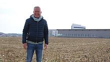 Immobilienwirt Dieter Oswald aus Herrenberg hat das 2,5 Hektar große Gelände zwischen der Neuen Alno GmbH und Escad gekauft und baut ...