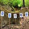Im Wald von Craonne in der Picardie: Vor dem verschütteten Zugang zum Winterbergtunnel erinnert der Volksbund Deutsche ...