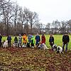 All diese Hundebesitzer wollen ihre Vierbeiner wieder frei laufen lassen am Warenberg, zumindest in bestimmten Bereichen und wünschen ...