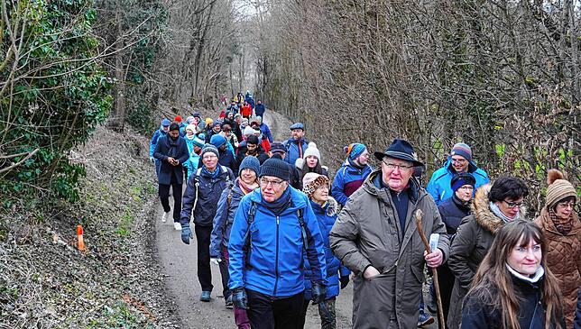 Bild 13: Bilder von der Glühweinwanderung zum Kloster Weppach