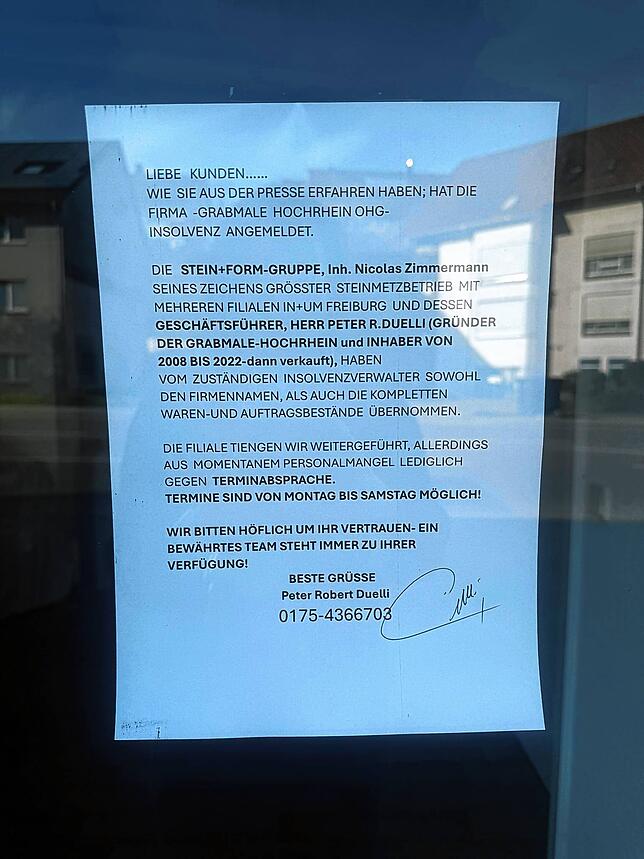 Ein Zettel an der Türe informiert die Kunden über die erfolgreiche Übernahme.