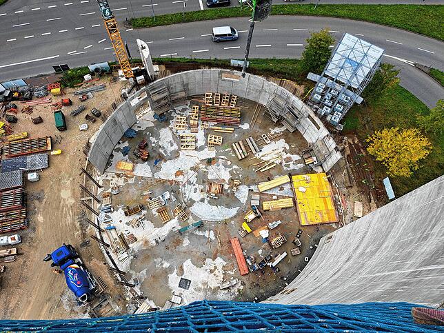 Der Blick von oben auf die restliche Baustelle.