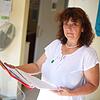 Carmen Vasi ist Fachkraft in der Altenpflege. Sie arbeitet im St. Marienhaus in Bad Säckingen und hätte gerne mehr Zeit für die Bewohner ...