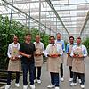 Peter Ehleiter (Einkaufsleiter Edeka Südwest), Birger Richter (Geschäftsführer Pestalozzi Gärtnerei gGmbH), Bernd Löhle (Vorsitzender ...