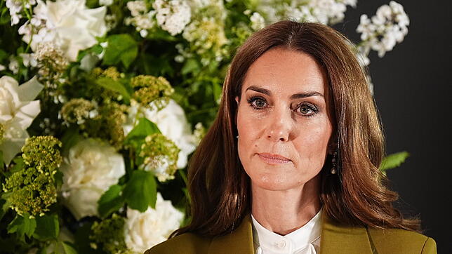 Nachdem sie nicht am Royal Ascot teilgenommen hat, sprach Prinzessin Kate bei einem Termin erneut über ihre Krebserkrankung.