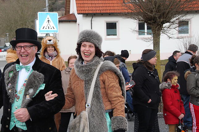 Sie haben‘s lustig: die Narreneltern der Randenwölf, Anita und Karl Heer.